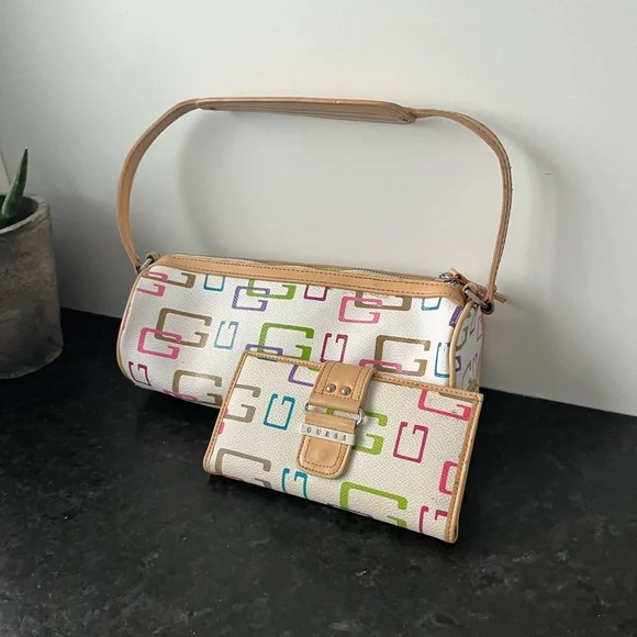 Y2K Multicolor Guess Purse and Wallet - Picture 11 of 17